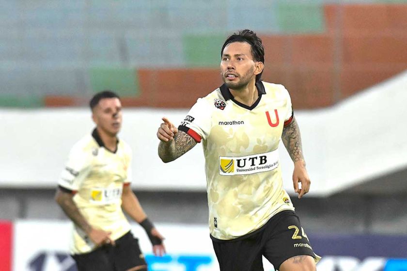 FC Universitario se impone 3-1 a Independiente Petrolero