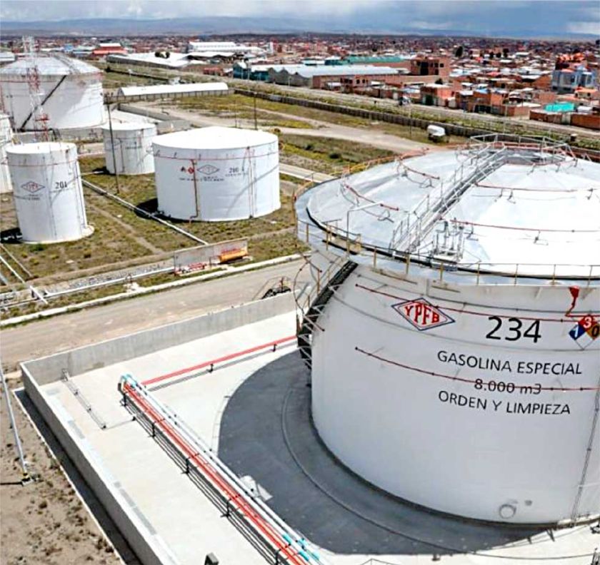 Paz admite que avanza en trabajo de eliminación del subsidio a los carburantes