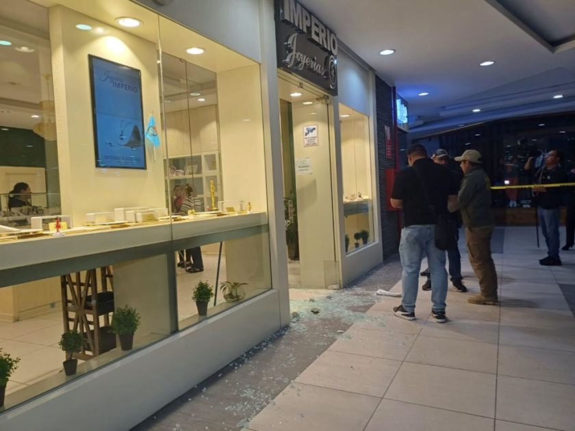 Cochabamba: FELCC captura a tres sospechosos del asalto a joyería
