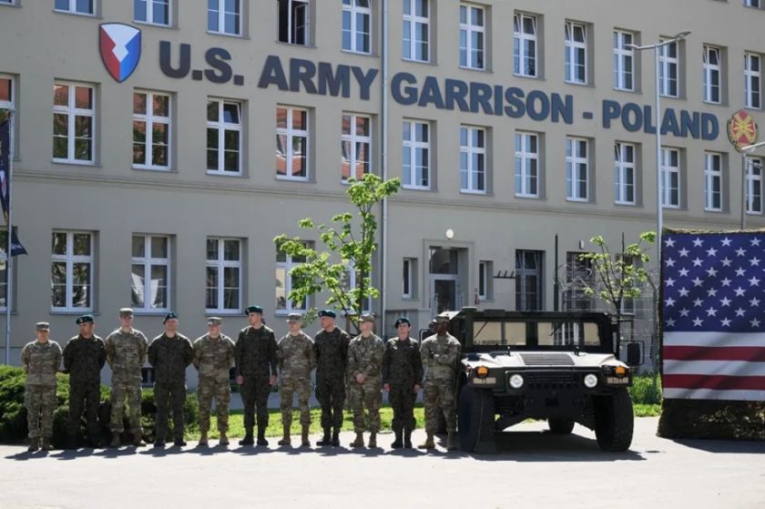 Donald Trump anuncia que EE.UU. está cerca de establecer una base militar permanente en Polonia
