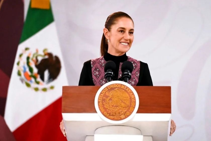 Sheinbaum dice que avanza «bien» el acuerdo comercial con EE.UU. tras una llamada con Trump