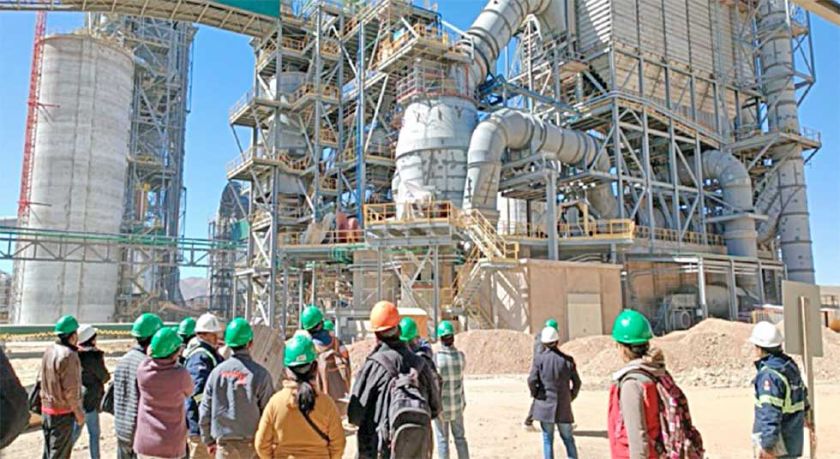 Potosí: Fábrica de cemento “no va a producir nunca”