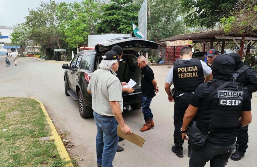 Operativo Policial en coordinación con Migración extradita a integrante del PCC