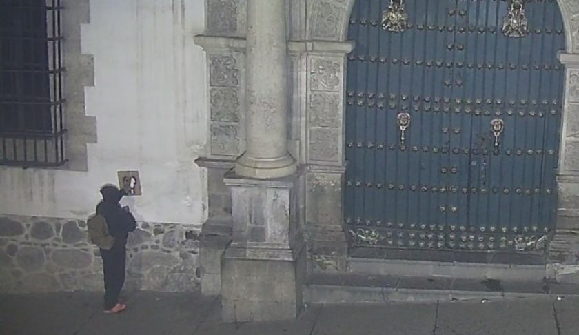 Denuncian a la Felcc pintado de grafiti en la Casa de Moneda