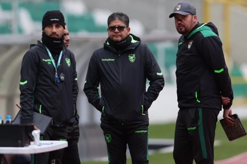 Bolivia encara el camino al Mundial con su técnico bajo proceso y asesoramiento español
