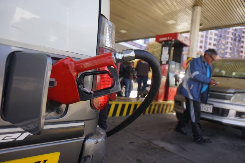 Moody’s destaca superávit de Bolivia, pero prevé “mayor costo energético y volatilidad cambiaria”