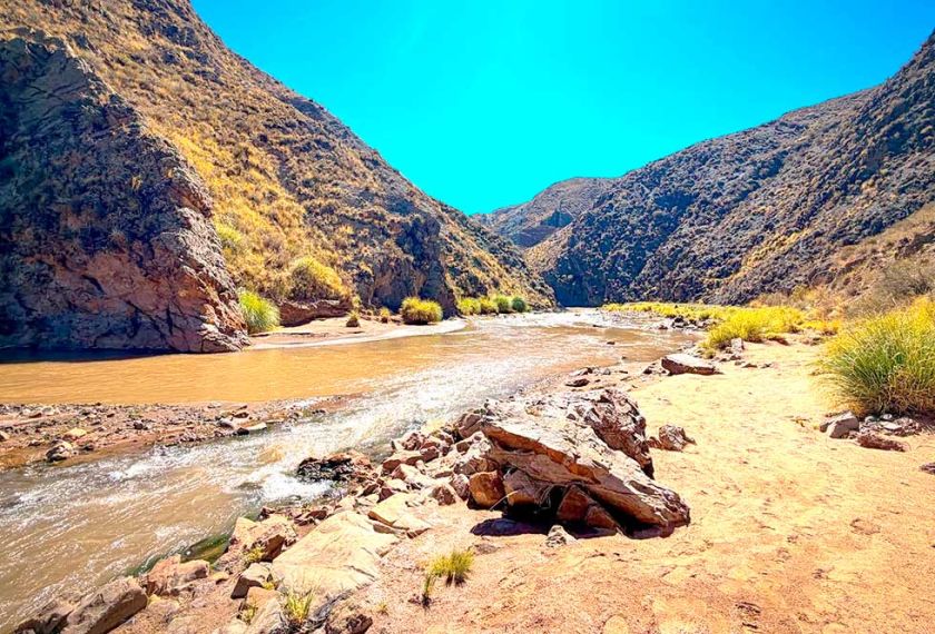 Retoman el proyecto de agua para Potosí desde  la región de Paranturí