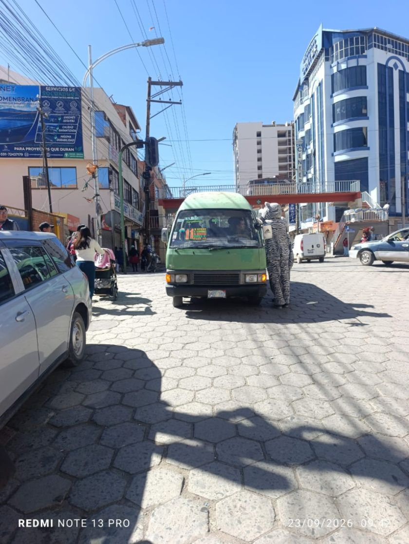 Transporte en la ciudad de Potosí sale en medio de amenazas