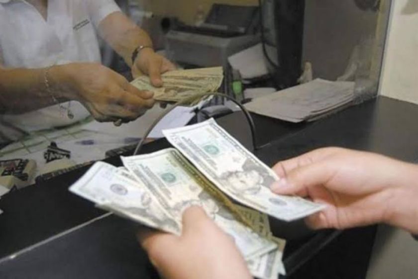 Nueva normativa del BCB elimina límite de 10 centavos para la venta de dólares