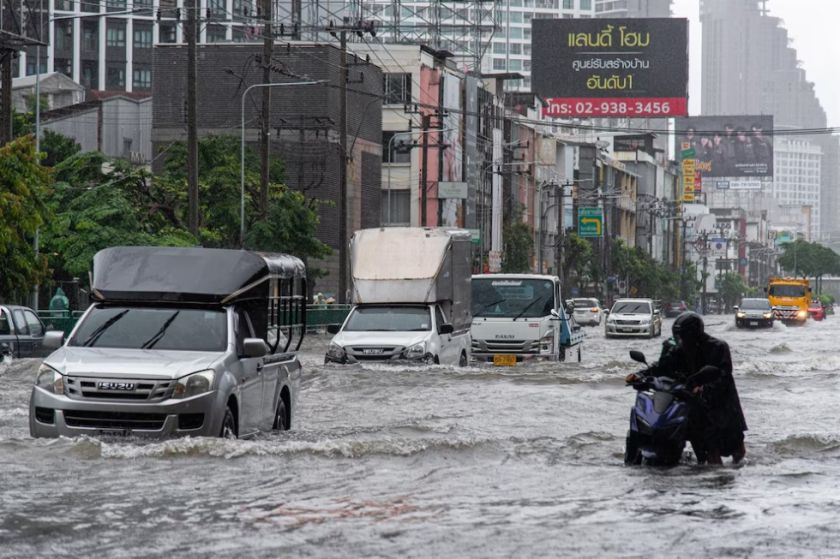 Tailandia: Declaran zona de desastre en los 50 distritos de Bangkok por las inundaciones