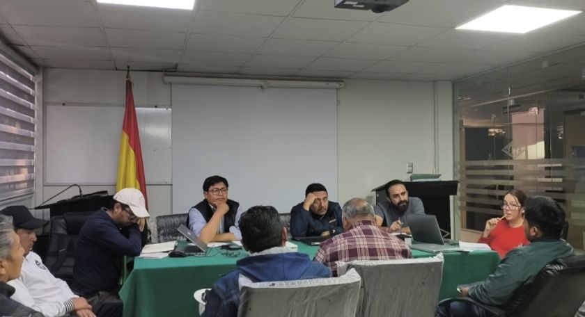 Comisión interviene YPFB en Potosí ante persistencia de filas
