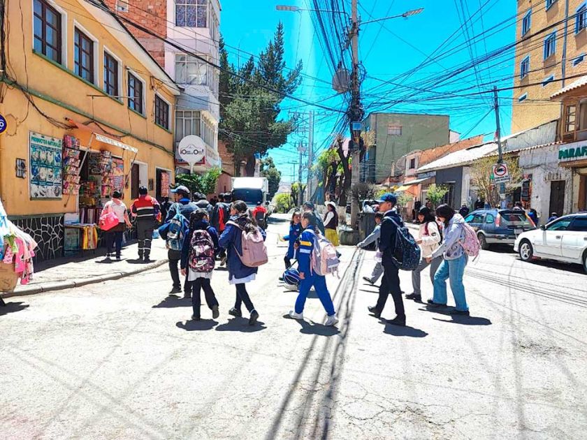 Clases en Potosí son normales en modalidad decidida por escuelas