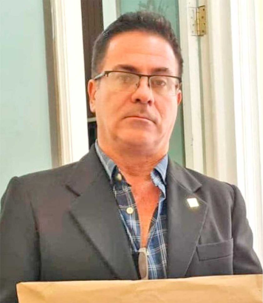 Urioste plantea “limpiar”  una Fiscalía cuestionada