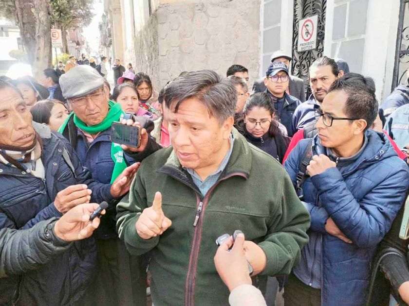 Cervantes exige a Evo presentarse ante la justicia y responder por procesos