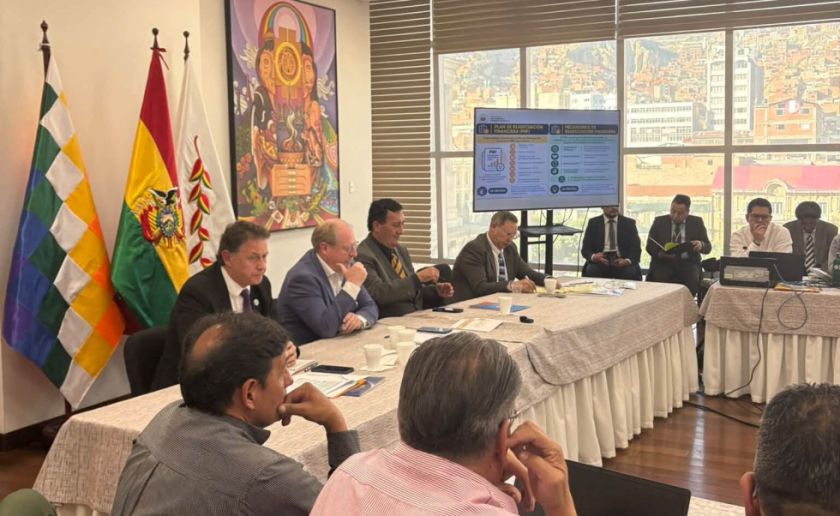 50/50: Gobierno avanza en mesa técnica con dos proyectos de ley