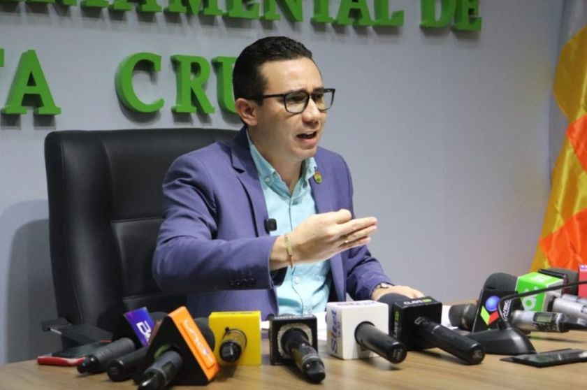 Allanan vivienda del exfiscal Zeballos ¿Qué encontraron?