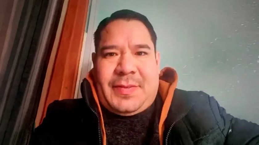 Encuentran dispositivos en el vehículo del exfiscal Roger Mariaca en Sucre