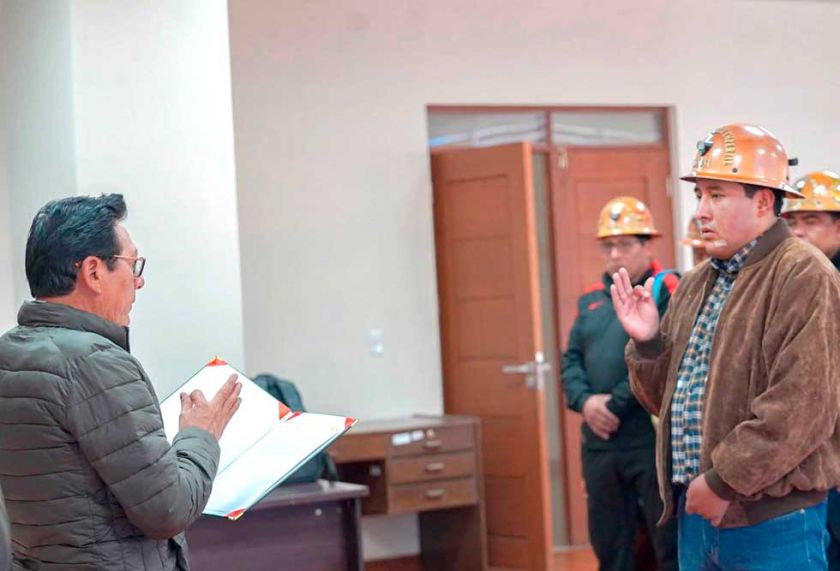 Ronald Huiza asume la Secretaría de Minería y Metalurgia de Potosí