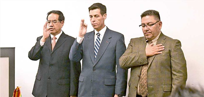 Más allegados a Samuel dejan el gobierno de Paz