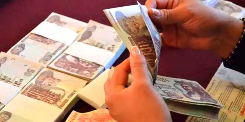 Denuncian desvíos de dinero  de cuentas de empresarios        