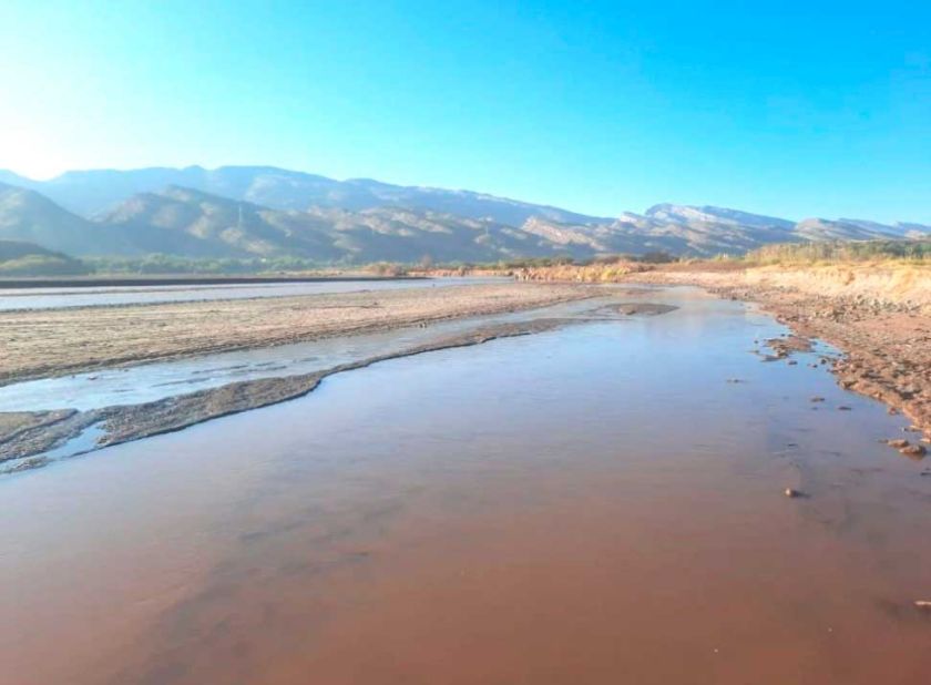 Explotación ilegal de oro contamina ríos que atraviesan territorio potosino