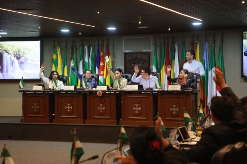 Santa Cruz crea su propia Defensoría y Gobernador afirma que es un paso a la autonomía