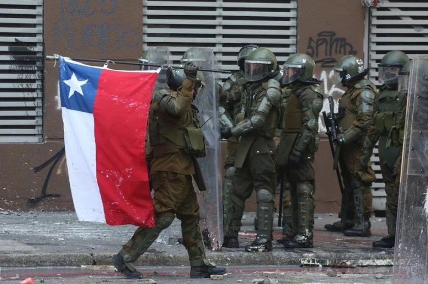 Gobierno de Chile reglamenta el uso de la fuerza policial como ley