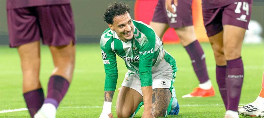 Robo en medio partido