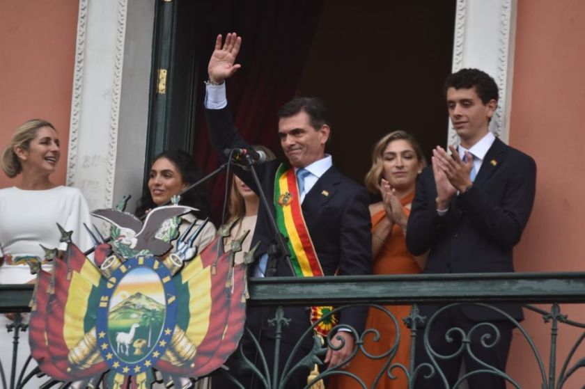 Gobierno investiga presuntas amenazas contra la familia presidencial