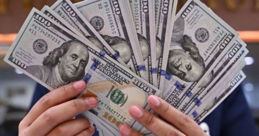 El dólar oficial mantiene su tendencia al alza