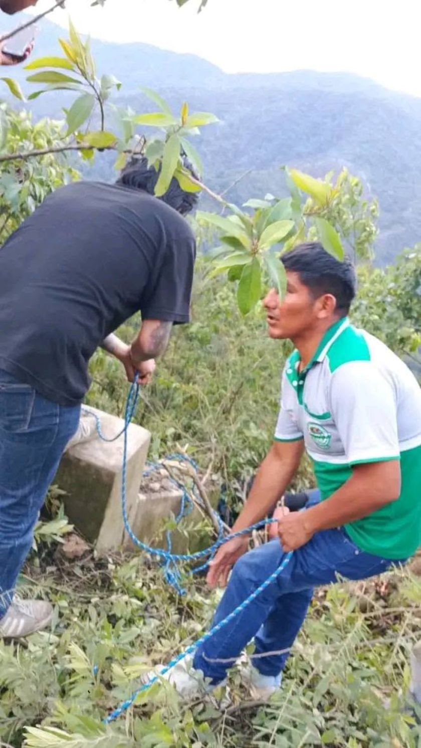 Accidente en la carretera a Mayaya deja siete heridos del grupo Los Chicos Fieles