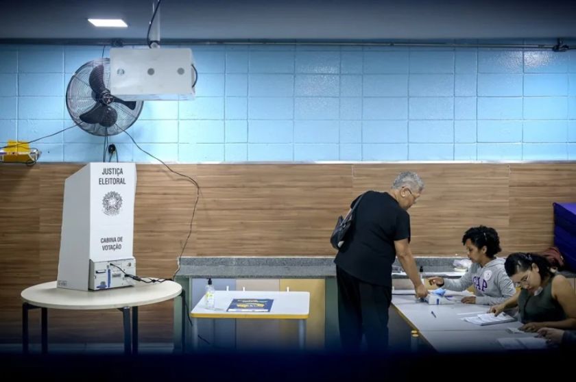 Elecciones Brasil: Extienden a dos horas la votación y la pausa del recuento