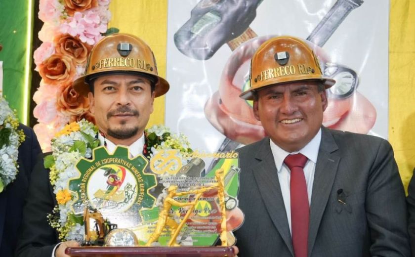 Ministro Fernando Aramayo dice el sector minero es quien saca adelante al país 