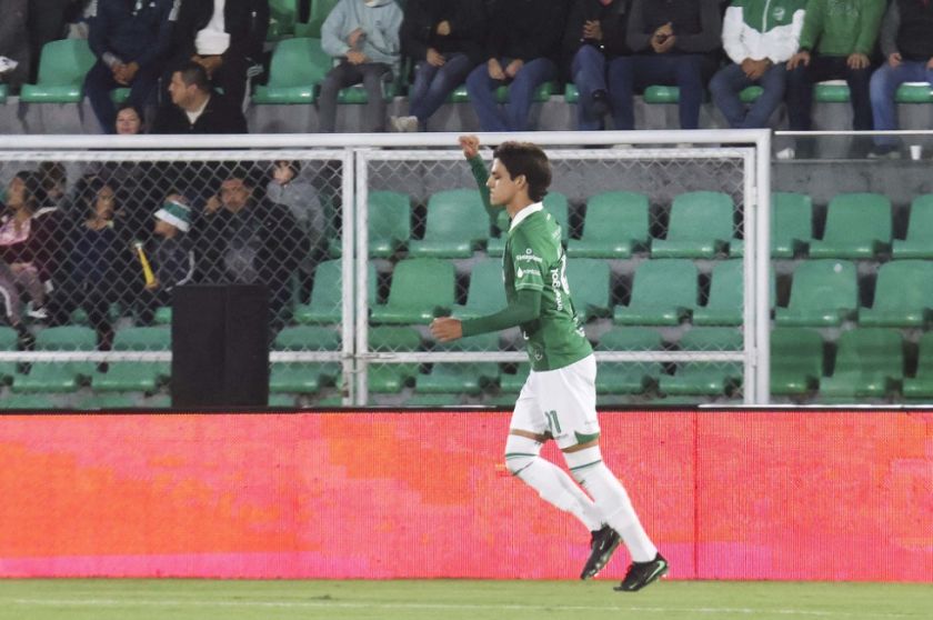 Nacif baja a The Strongest de la pelea por el título