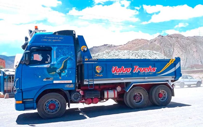 Sancionarán a conductores de camiones con mineral que no tengan carpa