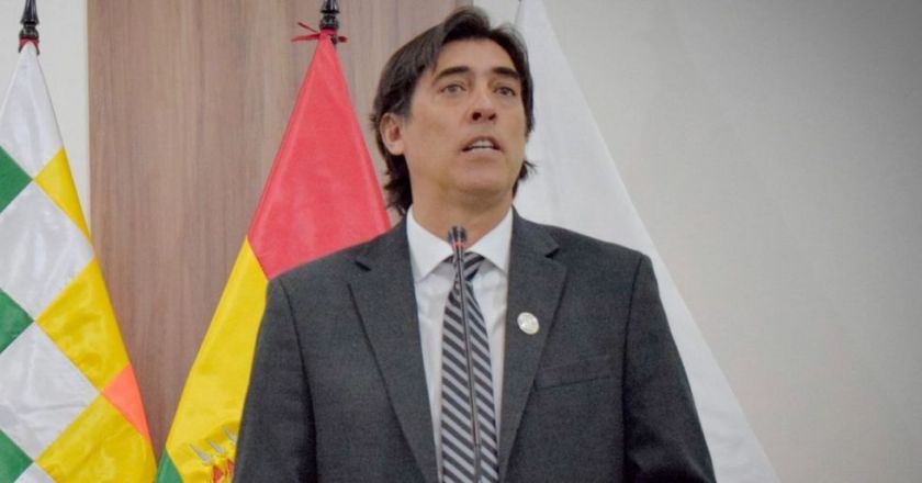 Mauricio Zamora respalda a Marco Antonio Oviedo y pide que continúe al frente de operativos