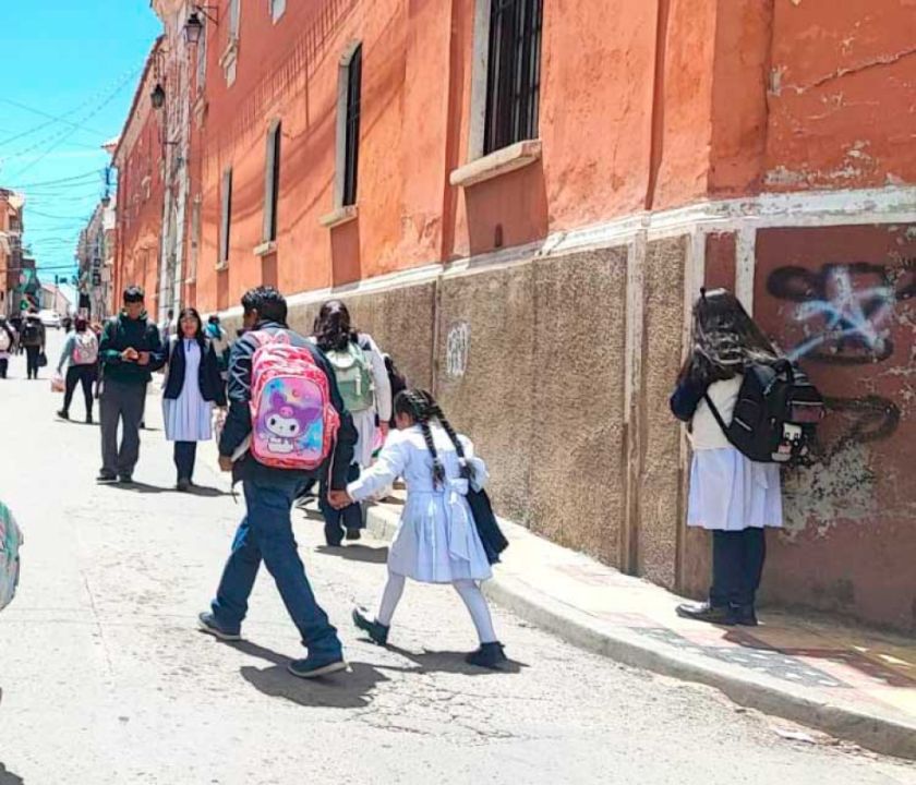 Aplicarán calendario regionalizado para el cierre del año escolar
