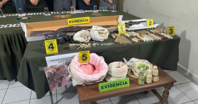 Decomisan explosivos a dirigente vinculado con Evo Morales 