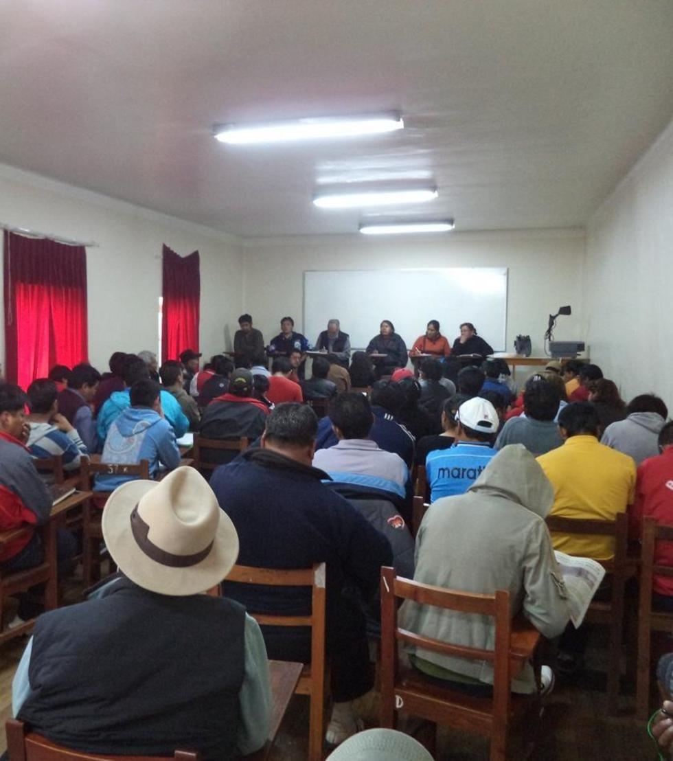 Los delegados en la reunión del sábado.