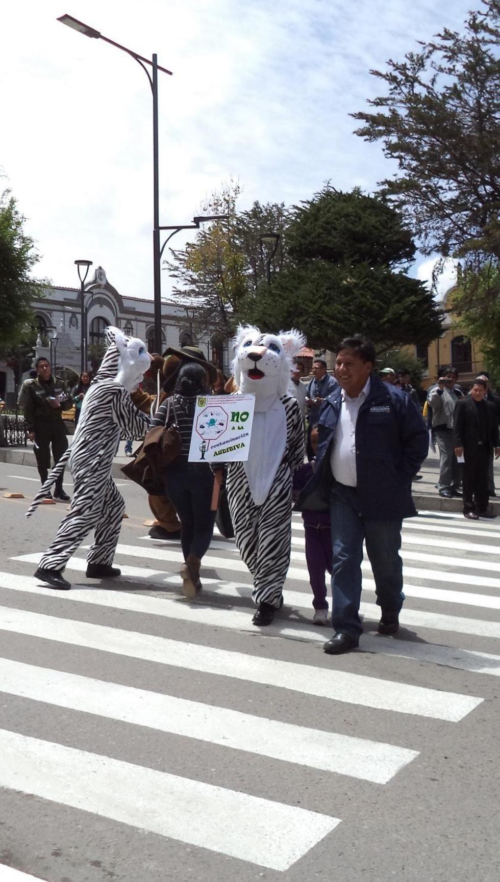 Los personajes animados comenzaron a trabajar.