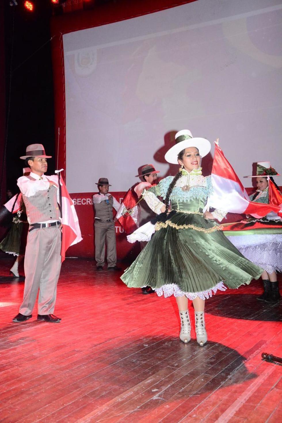 El grupo potosino, en el encuentro nacional de ballets.