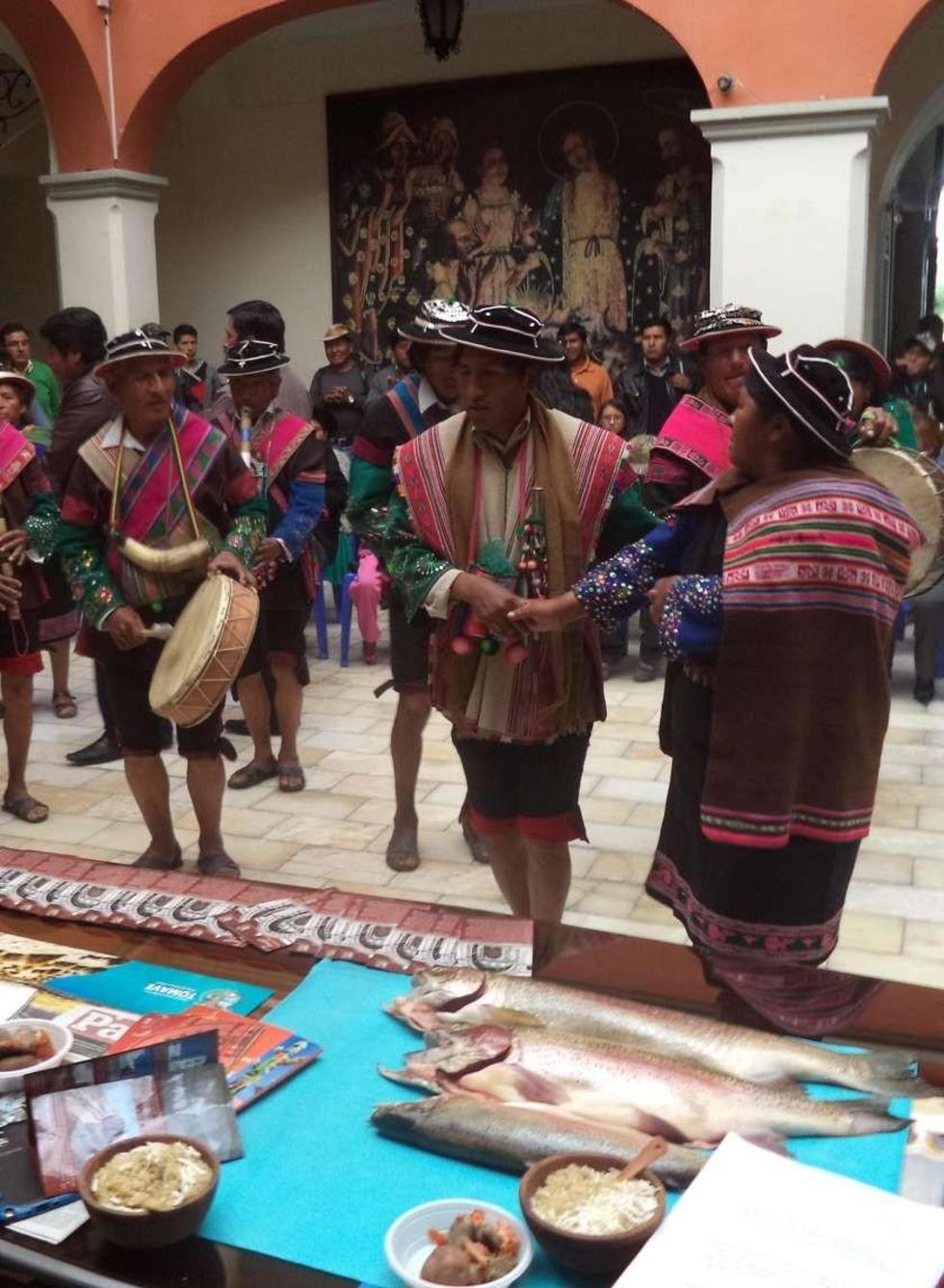 Se exhibió la danza de los yureños.