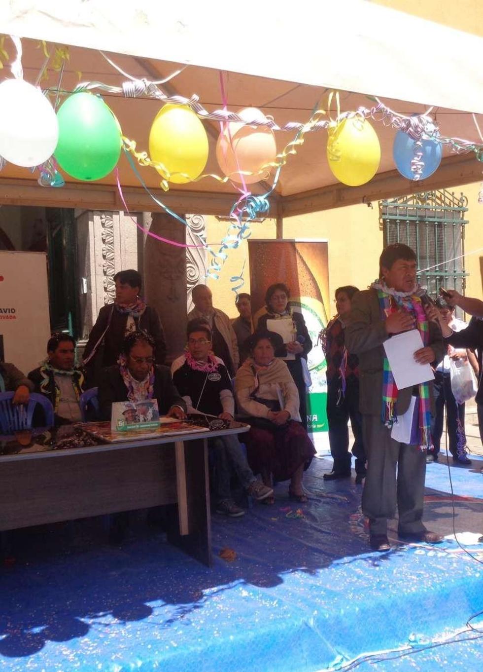 El gobernador Cejas anuncia la tradicional entrada.