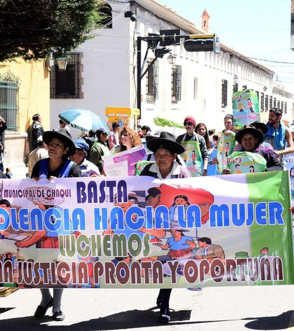 Las mujeres piden basta de violencia.