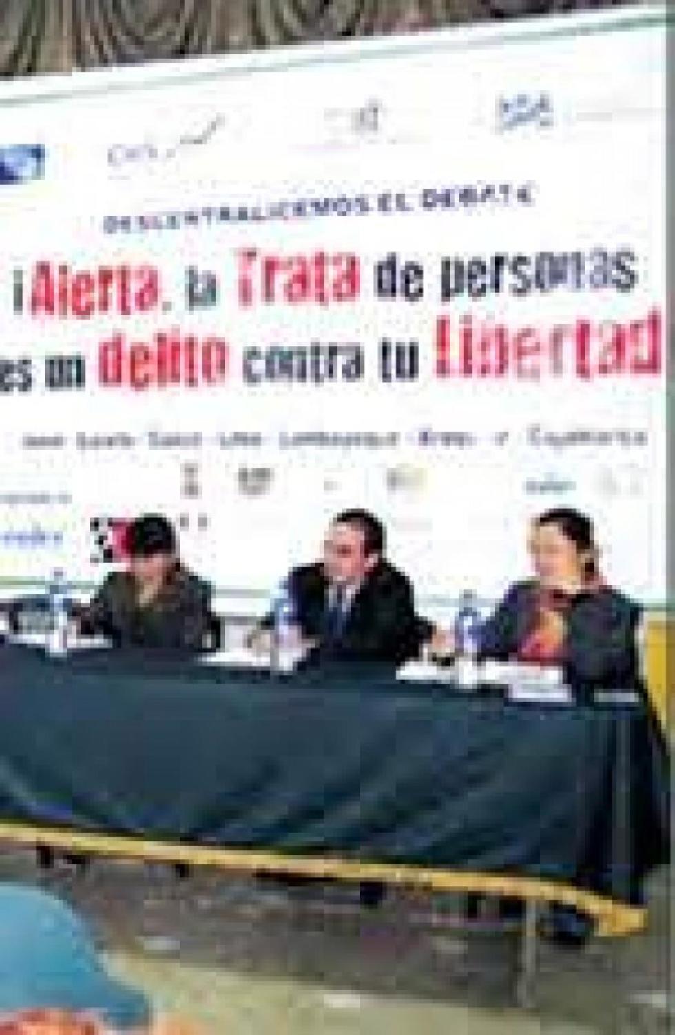 Perú y Bolivia se unen en lucha contra la trata de personas