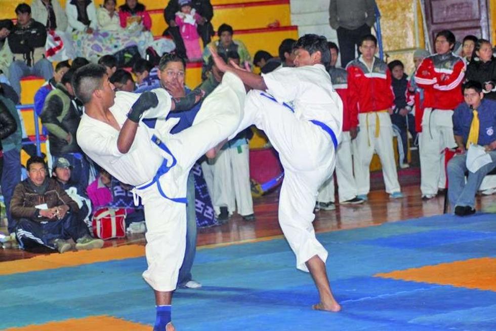 El primer combate será a partir de las 14:30.