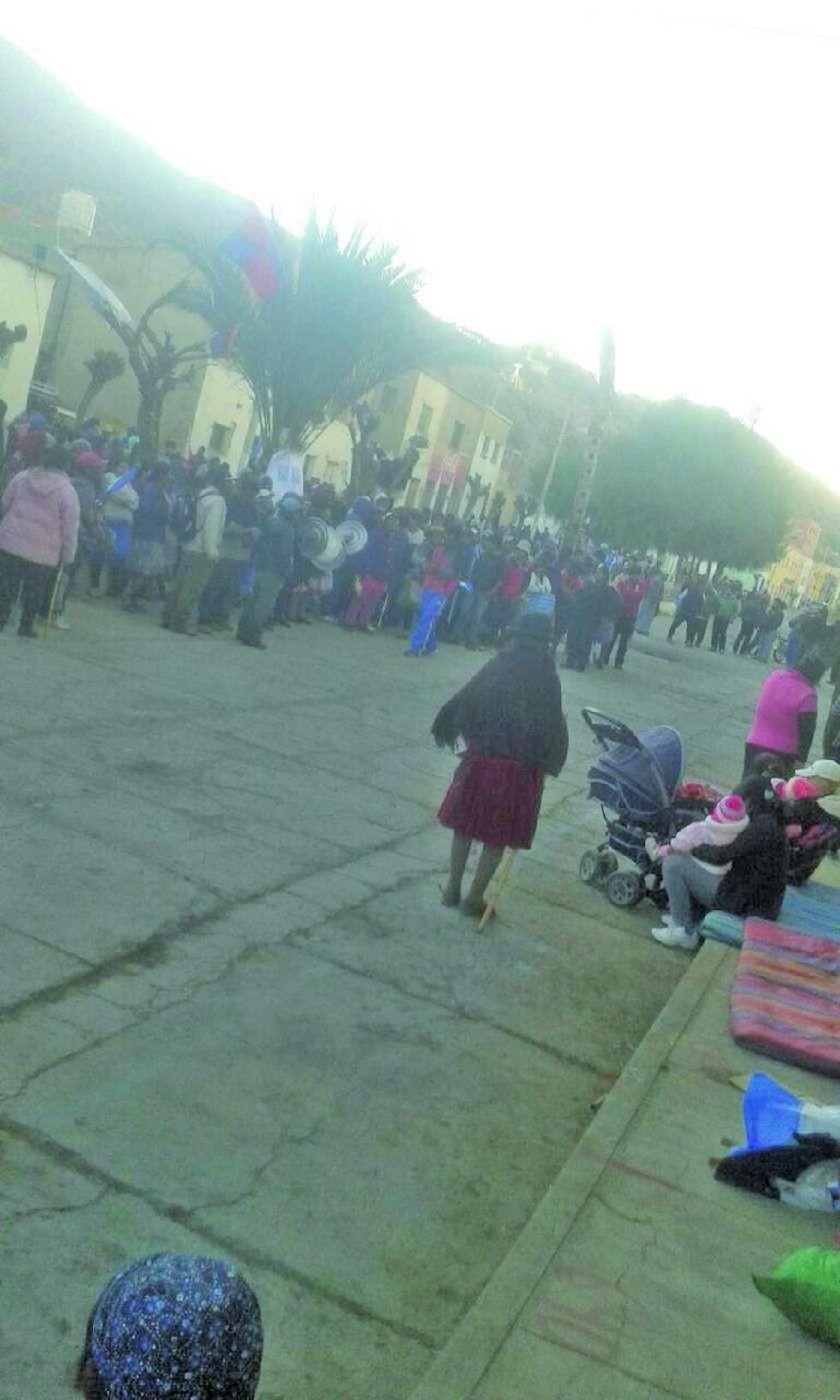Cotagaita bloquea exigiendo que se reconozca al alcalde sustituto
