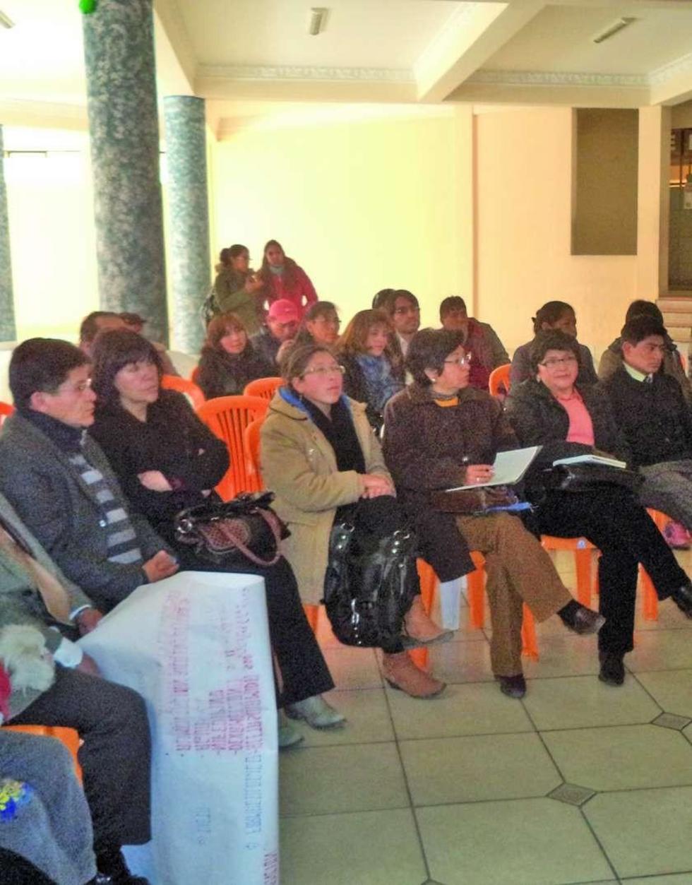La participación de los actores en el curso.