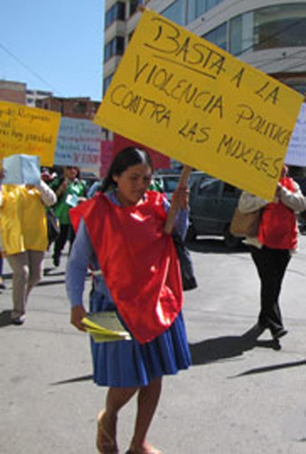Existen más de 270 causas por acoso político a las mujeres