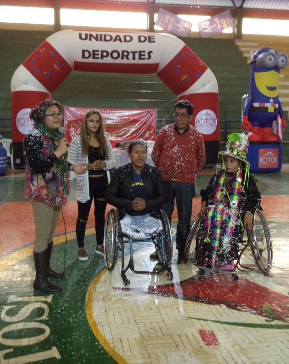 La bienvenida al bailarín potosino Ruben Jara.
